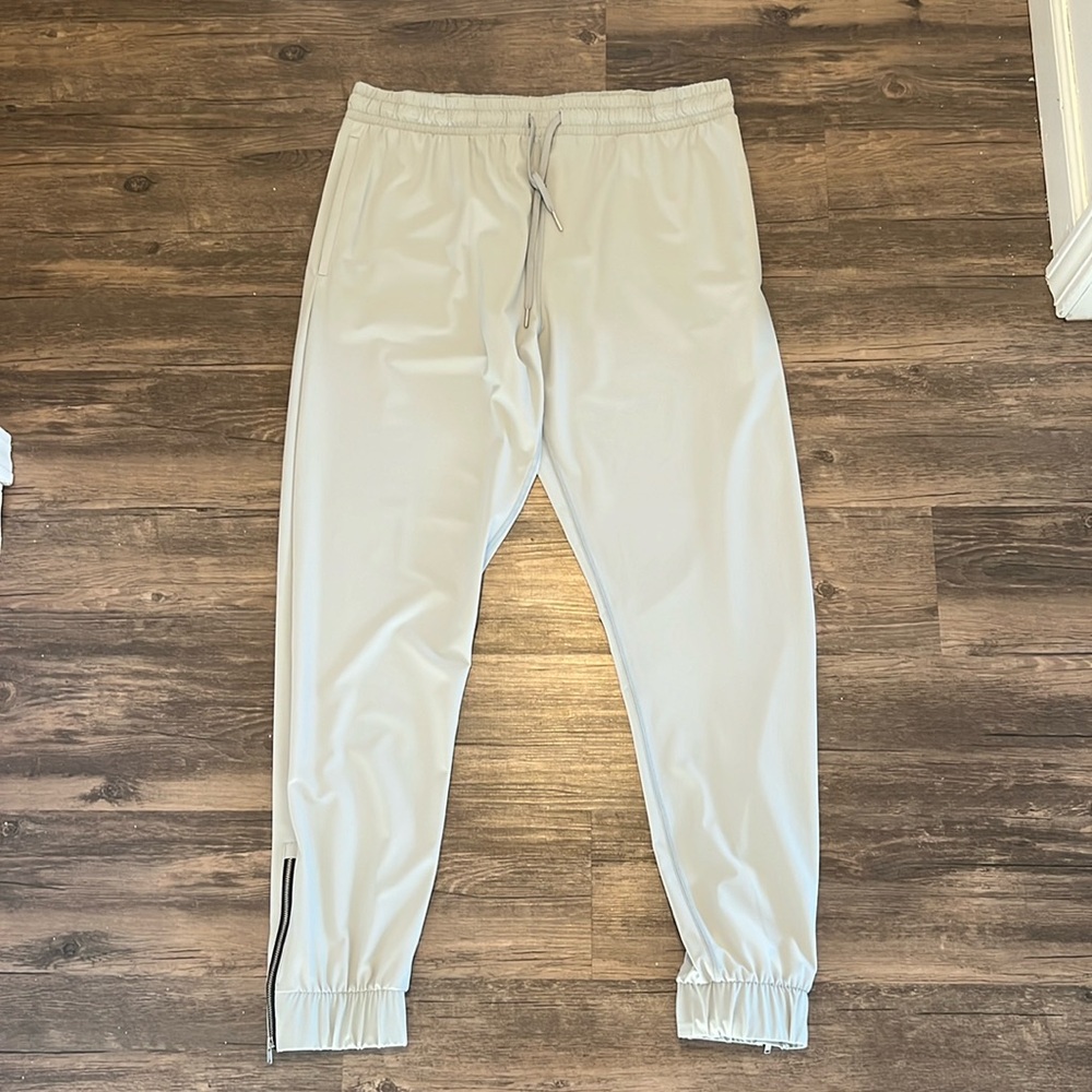 Zyia Everywhere Jogger LIKE NEW